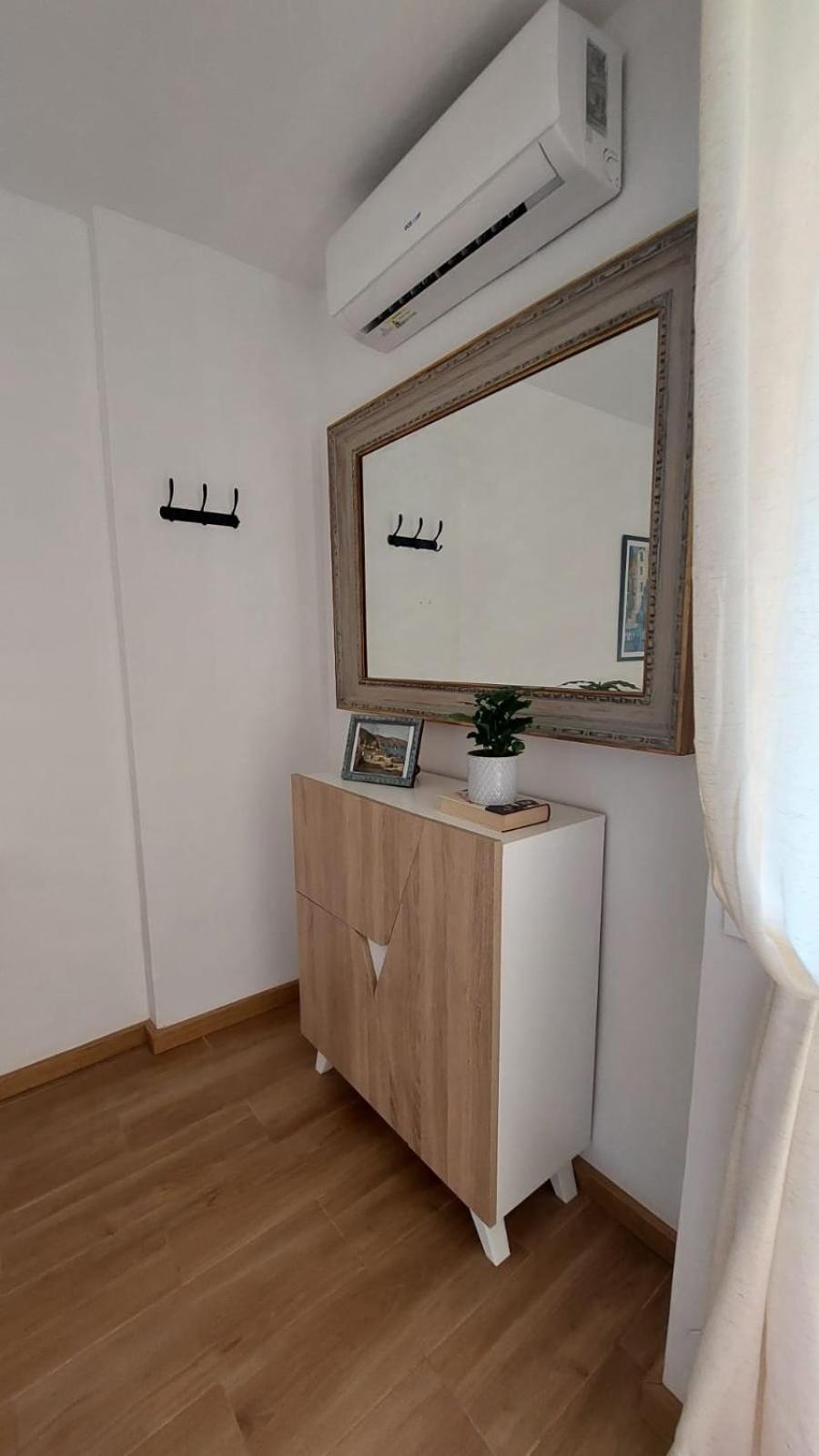 Beautiful Flat Apartment เบนัลมาเดนา ภายนอก รูปภาพ